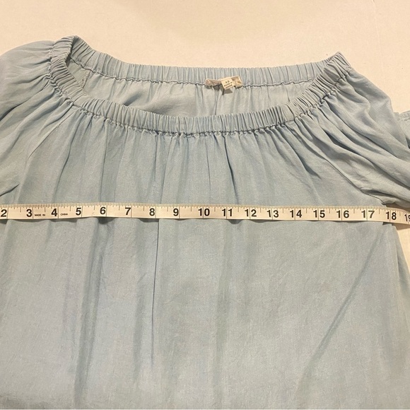 Jane and Delancey Anthropologie Chambray Ruffled top - Picture 9 of 9